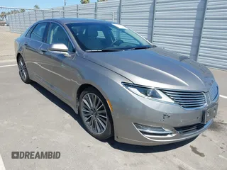 2016 Lincoln MKZ Hybrid with VIN 3LN6L2LU8GR613310, listed as a IAAI auction lot 41986892 with 114,087 mi miles. Bid and sale history available at carsss.com. Image 1.