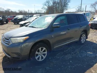 2012 Toyota Highlander with VIN 5TDBK3EH3CS123666, listed as a IAAI auction lot 41640074 with 195,424 mi miles. Bid and sale history available at carsss.com. Image 17.