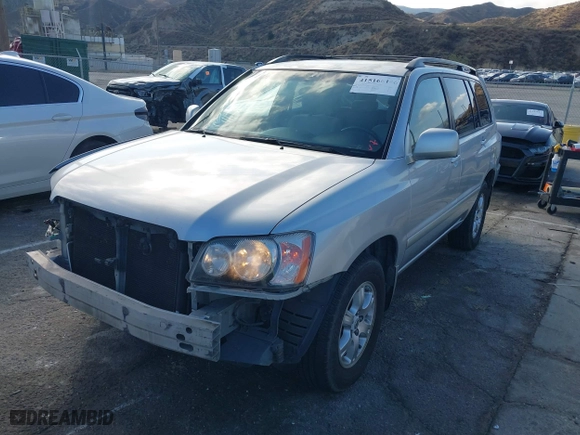 2002 Toyota Highlander with VIN JTEGF21A220061753, listed as a IAAI auction lot 41516614 with 247,169 mi miles. Bid and sale history available at carsss.com. Image 19.