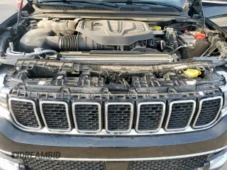 2023 Jeep Wagoneer Series II with VIN 1C4SJSBP2PS549189, listed as a Copart auction lot 64060685 with 29,157 mi miles and Clean title. Bid and sale history available at DreamBid. Image 12.