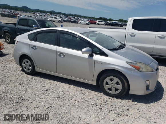 2010 Toyota Prius II z VIN JTDKN3DU7A0021597, wystawiony jako Copart lot #57872415 z przebiegiem 282 141 mil mil oraz Szkoda całkowita • Salvage title. Historia ofert i sprzedaży dostępna na DreamBid. Obrazek 4.