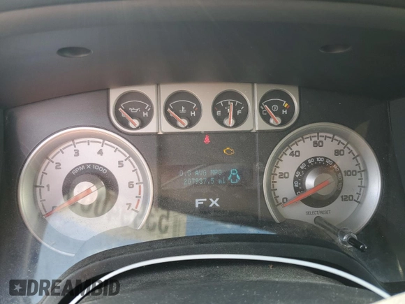 2010 Ford F-150 XL с VIN 1FTFX1EV7AFA62221, выставлен на аукционе Copart как лот 53994085 с пробегом 207 937 миль миль и Чистый • Clean title. История ставок и продаж доступна на DreamBid. Изображение 9.