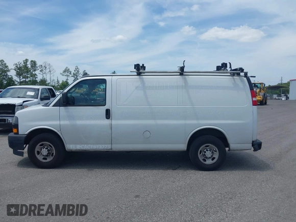 2018 Chevrolet Express Cargo с VIN 1GCWGAFG6J1268224, выставлен на аукционе IAAI как лот 42125963 с пробегом 165 553 миль миль и . История ставок и продаж доступна на DreamBid. Изображение 14.