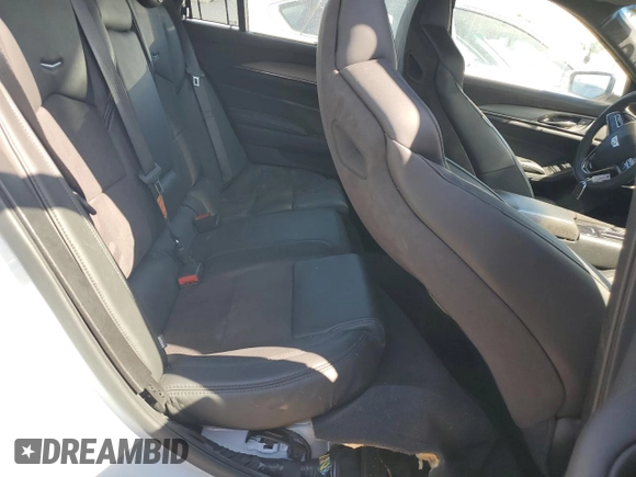 2018 Cadillac CTS-V z VIN 1G6A15S6XJ0115497, wystawiony jako Copart lot #77363784 z przebiegiem 10 893 mil mil oraz Nie do naprawy • Non repairable. Historia ofert i sprzedaży dostępna na DreamBid. Obrazek 10.