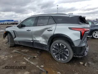 2024 Chevrolet Blazer EV eAWD RS z VIN 3GNKDCRJ1RS219282, wystawiony jako Copart lot #47586325 z przebiegiem 346 mil mil oraz Nie do naprawy. Historia ofert i sprzedaży dostępna na DreamBid. Obrazek 2.