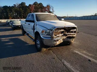 2017 Ram 2500 Tradesman with VIN 3C6UR5HL9HG503995, listed as a Copart auction lot 82925474 with 184,430 mi miles and Salvage Title. Bid and sale history available at carsss.com. Image 11.