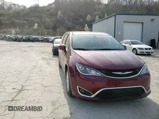 2018 Chrysler Pacifica Touring Plus with VIN 2C4RC1FG0JR227480, listed as a Copart auction lot 50910495 with 90,706 mi miles and Salvage Title. Bid and sale history available at DreamBid. Image 12.