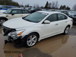 2015 Nissan Altima SL with VIN 1N4AL3AP4FN399599, listed as a Copart auction lot 52492965 with 303,515 mi miles and Clean Title. Bid and sale history available at DreamBid. Image 1.