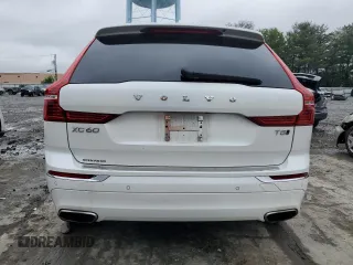 2021 Volvo XC60 Inscription z VIN YV4102RL9M1829577, wystawiony jako Copart lot #57493245 z przebiegiem 24 642 mil mil oraz Szkoda całkowita • Salvage title. Historia ofert i sprzedaży dostępna na DreamBid. Obrazek 6.