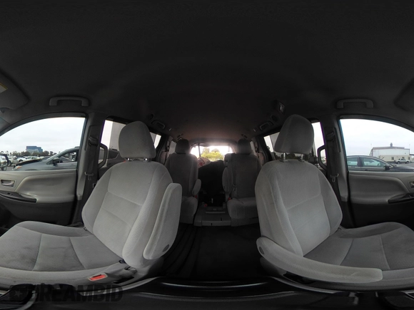2015 Toyota Sienna LE AAS z VIN 5TDKK3DC3FS552378, wystawiony jako IAAI lot #42451782 z przebiegiem 257 916 mil mil oraz . Historia ofert i sprzedaży dostępna na DreamBid. Obrazek 18.