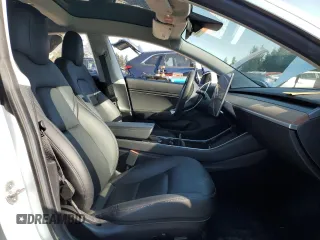 2019 Tesla Model 3 Long Range with VIN 5YJ3E1EB2KF442345, listed as a Copart auction lot 54063095 with 47,253 mi miles and Salvage Title. Bid and sale history available at carsss.com. Image 7.
