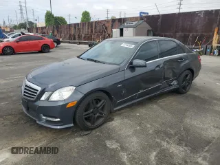 2012 Mercedes-Benz E 350 Luxury с VIN WDDHF5KB0CA601443, выставлен на аукционе Copart как лот 52754945 с пробегом 95 052 миль миль и Списание • Salvage title. История ставок и продаж доступна на DreamBid. Изображение 1.