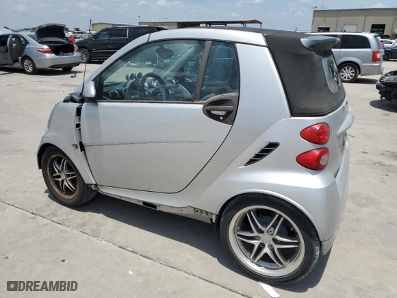 2009 Smart fortwo Passion with VIN WMEEK31X79K277518, listed as a Copart auction lot 60915174 with 61,088 mi miles and Salvage Title. Bid and sale history available at carsss.com. Image 2.