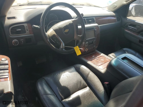2012 Chevrolet Avalanche LTZ with VIN 3GNMCGE08CG248093, listed as a Copart auction lot 68469134 with 155,844 mi miles and Salvage Title. Bid and sale history available at carsss.com. Image 8.