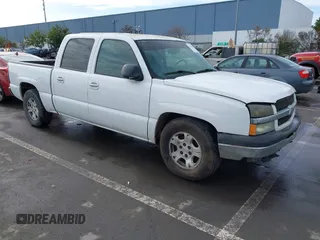 2007 Chevrolet Silverado 1500 LS with VIN 2GCEC13V371119749, listed as a IAAI auction lot 41554747 with 155,928 mi miles and . Bid and sale history available at DreamBid. Image 1.