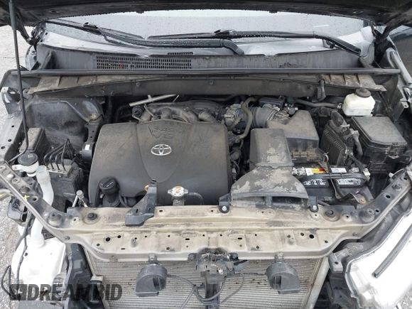 2018 Toyota Highlander LE with VIN 5TDBZRFH7JS835432, listed as a IAAI auction lot 40852130 with 139,136 mi miles and . Bid and sale history available at DreamBid. Image 10.