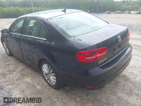 2015 Volkswagen Jetta SE z VIN 3VWD17AJ3FM252584, wystawiony jako IAAI lot #42257546 z przebiegiem 117 195 mil mil oraz . Historia ofert i sprzedaży dostępna na DreamBid. Obrazek 3.