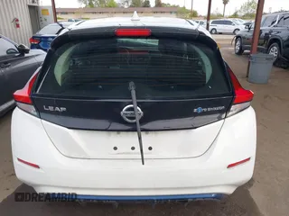 2018 Nissan LEAF S with VIN 1N4AZ1CP6JC303184, listed as a IAAI auction lot 41840462 with 122,983 mi miles and . Bid and sale history available at DreamBid. Image 16.