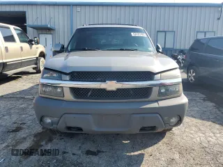 2002 Chevrolet Avalanche with VIN 3GNEC13T12G344922, listed as a Copart auction lot 62425105 with 190,781 mi miles and Clean title. Bid and sale history available at DreamBid. Image 5.