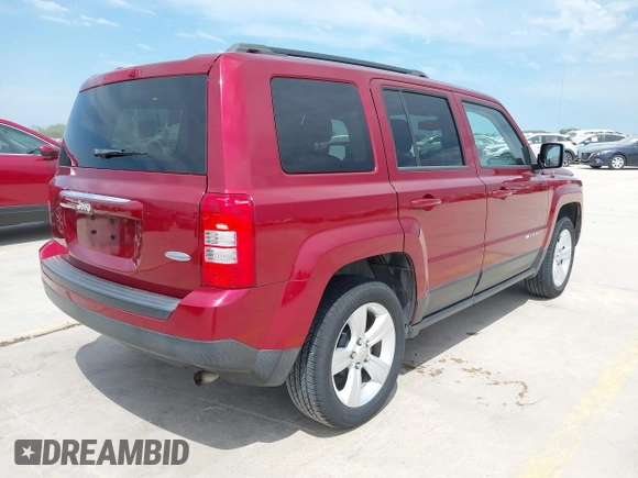 2016 Jeep Patriot Latitude with VIN 1C4NJPFB0GD527172, listed as a IAAI auction lot 42440983 with 66,836 mi miles and . Bid and sale history available at DreamBid. Image 4.