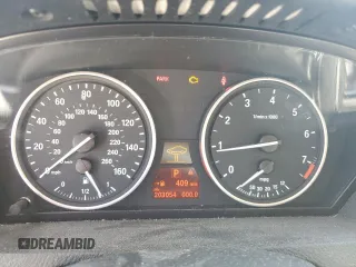 2008 BMW X5 3.0si with VIN 5UXFE43538L036834, listed as a Copart auction lot 52575925 with 203,054 mi miles and Clean Title. Bid and sale history available at carsss.com. Image 9.