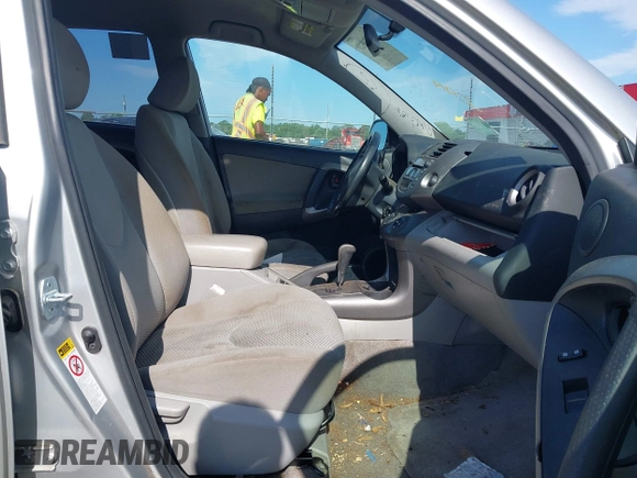 2008 Toyota RAV4 Limited с VIN JTMZD31V085088232, выставлен на аукционе IAAI как лот 42334920 с пробегом Не указан миль и . История ставок и продаж доступна на DreamBid. Изображение 5.