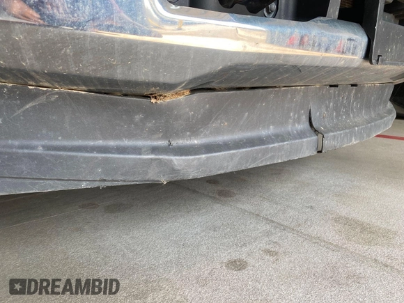 2019 Ford F-350 Platinum с VIN 1FT7W3BTXKED68083, выставлен на аукционе IAAI как лот 42602897 с пробегом 201 348 миль миль и . История ставок и продаж доступна на DreamBid. Изображение 28.