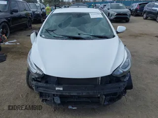 2015 Hyundai Elantra SE с VIN 5NPDH4AE7FH592021, выставлен на аукционе IAAI как лот 42251541 с пробегом Не указан миль и . История ставок и продаж доступна на DreamBid. Изображение 12.