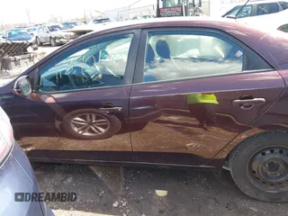 2011 Kia Forte EX with VIN KNAFU4A25B5330290, listed as a IAAI auction lot 41840190 with 111,569 mi miles. Bid and sale history available at carsss.com. Image 14.
