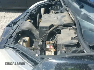 2011 Toyota Sienna LE with VIN 5TDKK3DC2BS039875, listed as a IAAI auction lot 43309902 with 302,195 mi miles and . Bid and sale history available at DreamBid. Image 19.