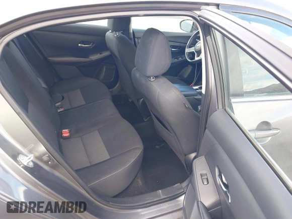2022 Nissan Sentra SV with VIN 3N1AB8CV6NY268426, listed as a IAAI auction lot 41744016 with 85,679 mi miles. Bid and sale history available at carsss.com. Image 8.
