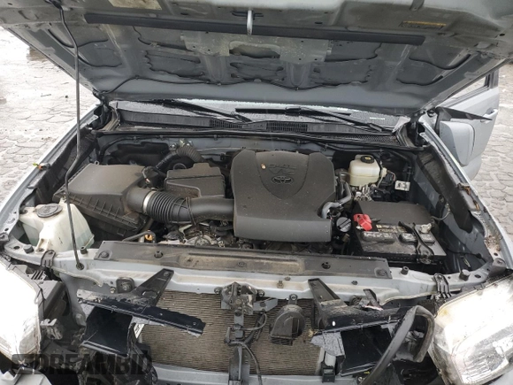 2021 Toyota Tacoma 4WD SR5 with VIN 3TMDZ5BN5MM098717, listed as a Copart auction lot 43877975 with 21,328 mi miles and Salvage Title. Bid and sale history available at carsss.com. Image 11.