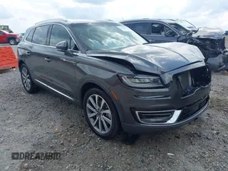 2019 Lincoln Nautilus Select z VIN 2LMPJ6K9XKBL41983, wystawiony jako IAAI lot #42076506 z przebiegiem 48 317 mil mil oraz . Historia ofert i sprzedaży dostępna na DreamBid. Obrazek 1.