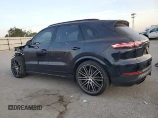 2023 Porsche Cayenne S z VIN WP1AB2AY8PDA15250, wystawiony jako Copart lot #53064315 z przebiegiem 29 655 mil mil oraz Szkoda całkowita • Salvage title. Historia ofert i sprzedaży dostępna na DreamBid. Obrazek 2.