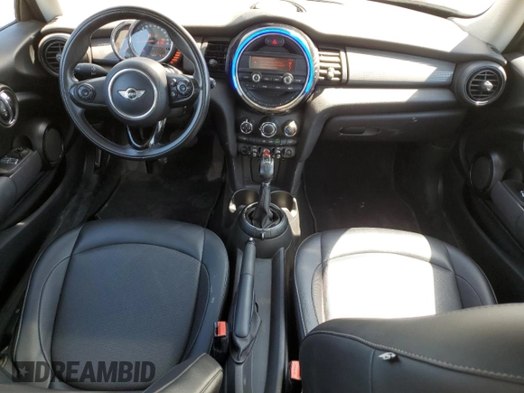 2015 MINI Hardtop with VIN WMWXM5C51F3A04184, listed as a Copart auction lot 63742035 with 150,029 mi miles and Salvage title. Bid and sale history available at DreamBid. Image 8.
