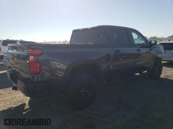 2021 Chevrolet Silverado 1500 LT Trail Boss with VIN 1GCPYFED9MZ440998, listed as a Copart auction lot 50098855 with 33,168 mi miles and Salvage Title. Bid and sale history available at DreamBid. Image 3.