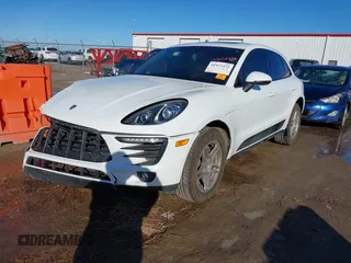 2018 Porsche Macan with VIN WP1AA2A54JLB01838, listed as a IAAI auction lot 41422473 with 84,451 mi miles. Bid and sale history available at carsss.com. Image 2.