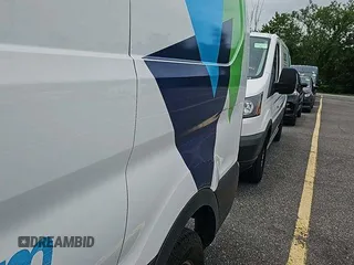 2018 Ford Transit with VIN 1FTYE1YM9JKB51975, listed as a IAAI auction lot 42729136 with 48,562 mi miles and . Bid and sale history available at DreamBid. Image 11.