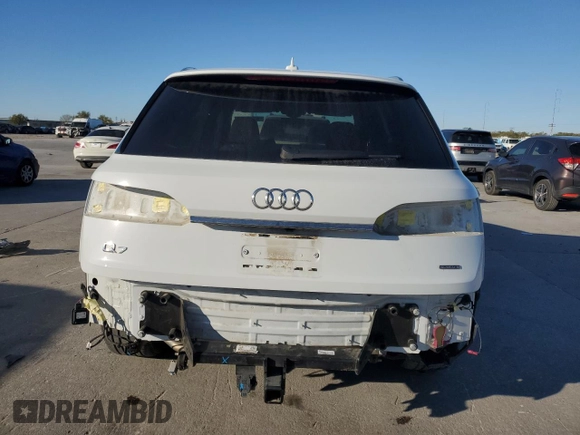 2023 Audi Q7 Premium with VIN WA1ACBF75PD013674, listed as a Copart auction lot 48860755 with 30,886 mi miles and Salvage title. Bid and sale history available at DreamBid. Image 6.