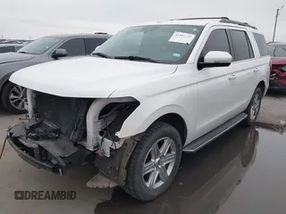 2018 Ford Expedition XLT with VIN 1FMJU1HT2JEA70497, listed as a IAAI auction lot 41397007 with 88,736 mi miles. Bid and sale history available at carsss.com. Image 18.