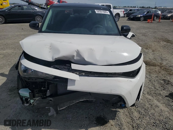 2023 Kia Soul S with VIN KNDJ23AU7P7190172, listed as a Copart auction lot 52931605 with 13,663 mi miles and Salvage Title. Bid and sale history available at carsss.com. Image 5.