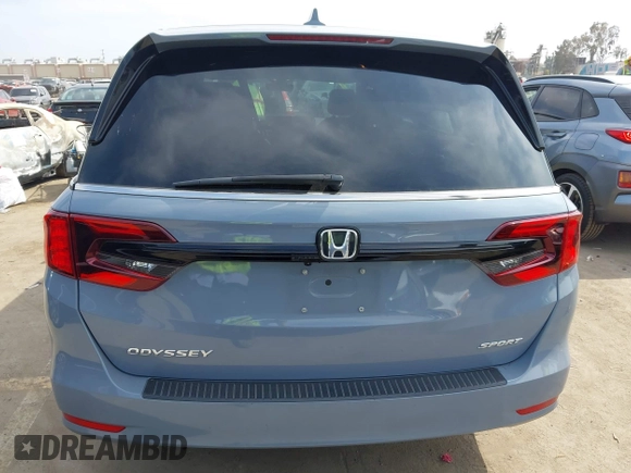2023 Honda Odyssey Sport z VIN 5FNRL6H72PB031975, wystawiony jako IAAI lot #42047457 z przebiegiem 34 886 mil mil oraz . Historia ofert i sprzedaży dostępna na DreamBid. Obrazek 16.
