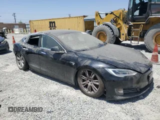 2020 Tesla Model S Long Range z VIN 5YJSA1E29LF415944, wystawiony jako Copart lot #65743095 z przebiegiem 44 216 mil mil oraz Czysty tytuł • Clean title. Historia ofert i sprzedaży dostępna na DreamBid. Obrazek 4.