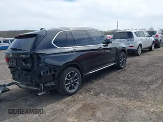 2017 BMW X5 xDrive35i with VIN 5UXKR0C31H0V78672, listed as a IAAI auction lot 42084958 with 95,782 mi miles and . Bid and sale history available at DreamBid. Image 4.