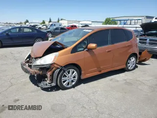 2010 Honda Fit Sport with VIN JHMGE8H43AS025436, listed as a Copart auction lot 66017805 with 137,878 mi miles and Salvage title. Bid and sale history available at DreamBid. Image 1.