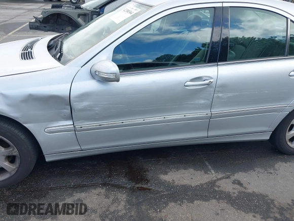2006 Mercedes-Benz C 280 Luxury with VIN WDBRF92H16F763551, listed as a IAAI auction lot 42380364 with 253,957 mi miles and . Bid and sale history available at DreamBid. Image 6.