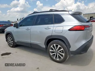 2023 Toyota Corolla Cross XLE z VIN 7MUDAAAG8PV046530, wystawiony jako Copart lot #62220895 z przebiegiem 25 941 mil mil oraz Szkoda całkowita • Salvage title. Historia ofert i sprzedaży dostępna na DreamBid. Obrazek 2.