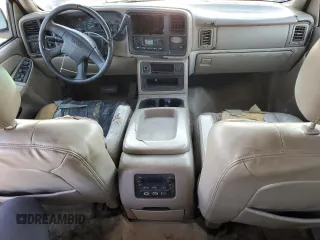 2003 GMC Yukon XL SLT with VIN 1GKEC16Z83J195812, listed as a Copart auction lot 42497605 with 365,576 mi miles and Salvage Title. Bid and sale history available at carsss.com. Image 8.