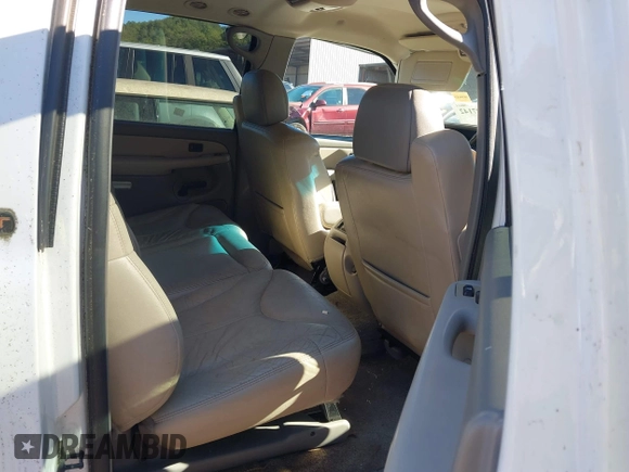2000 GMC Yukon XL SLT z VIN 3GKEC16T4YG207037, wystawiony jako IAAI lot #41187142 z przebiegiem 264 247 mil mil oraz . Historia ofert i sprzedaży dostępna na DreamBid. Obrazek 8.
