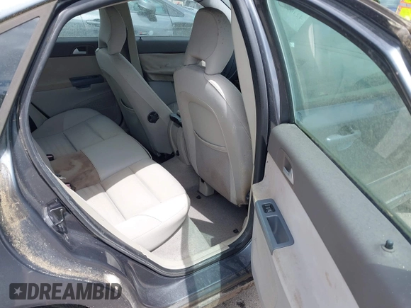 2008 Volvo S40 2.4L z VIN YV1MS382682388753, wystawiony jako IAAI lot #42399969 z przebiegiem 198 879 mil mil oraz . Historia ofert i sprzedaży dostępna na DreamBid. Obrazek 8.